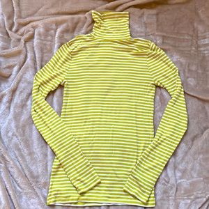Gap green stripe turtleneck